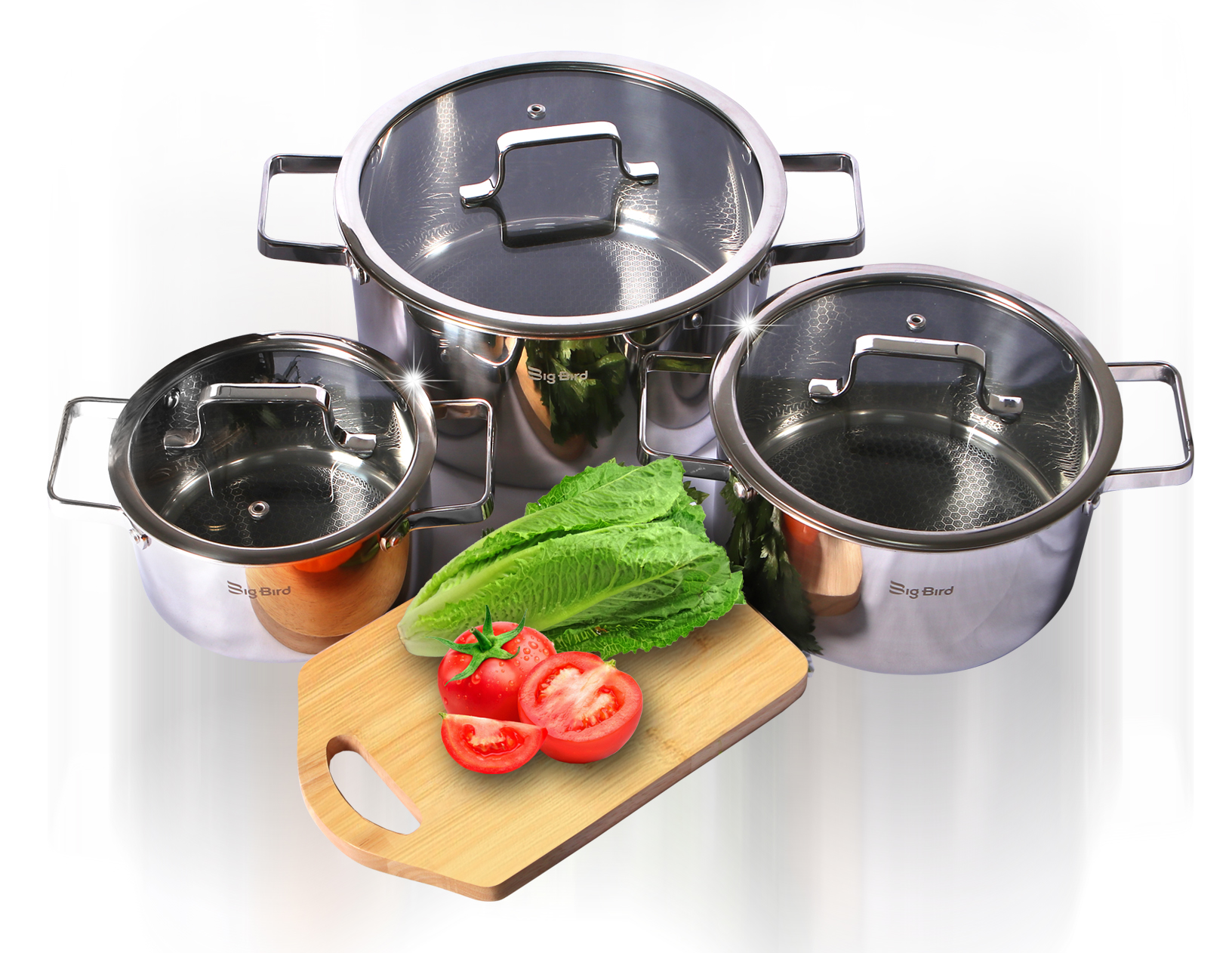 Nồi liền khối Black Cube 24 đặt trên bếp, thể hiện chất liệu inox 3 lớp và thiết kế hiện đại